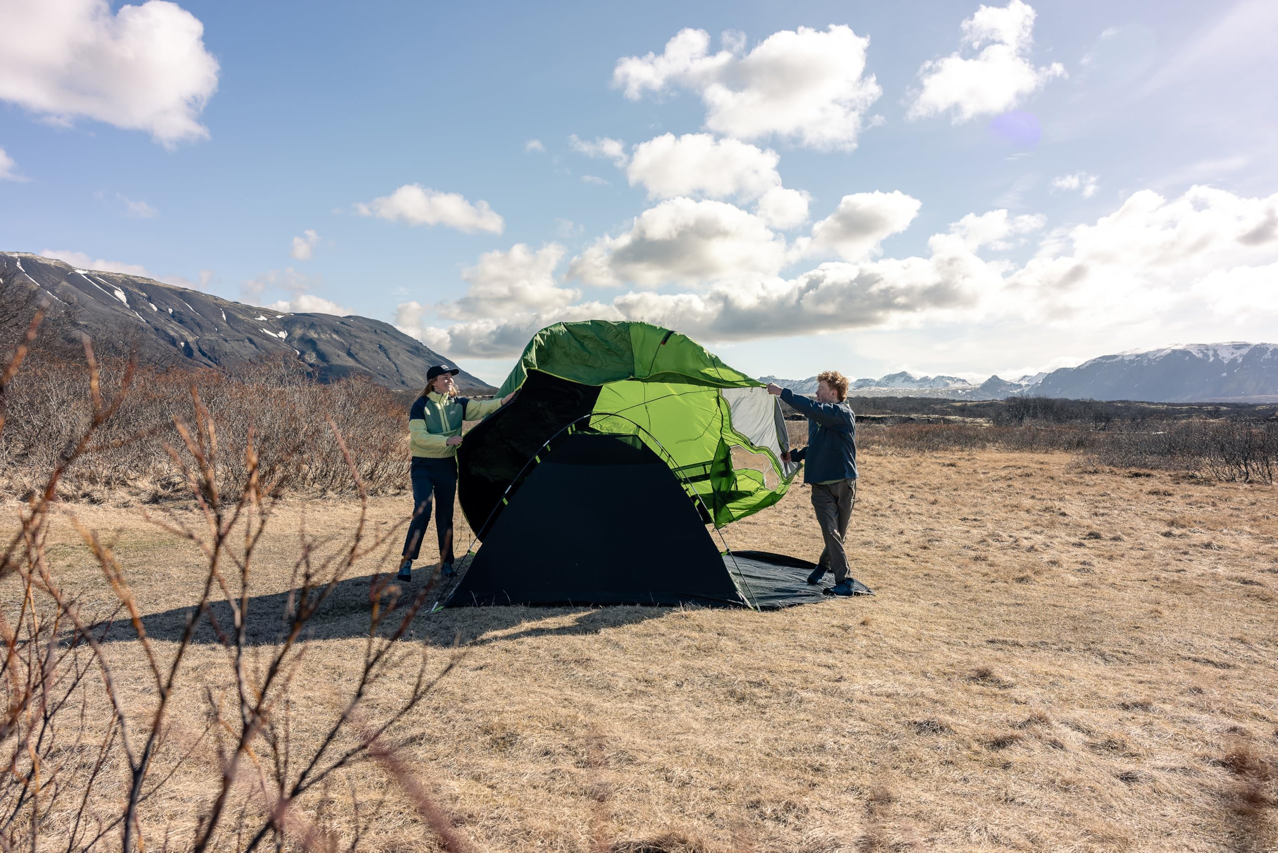 Coleman Tent Darwin 2-4 Person | Compact Lightweight Dome Tent | Models with Darkened Bedroom | Camping, Festival and Hiking Tent | 4500mm Waterproof | with Sewn-in Groundsheet