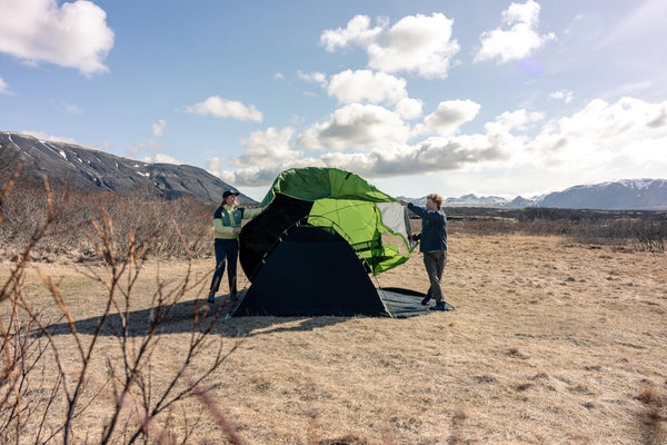 Coleman Tent Darwin 2-4 Person | Compact Lightweight Dome Tent | Models with Darkened Bedroom | Camping, Festival and Hiking Tent | 4500mm Waterproof | with Sewn-in Groundsheet