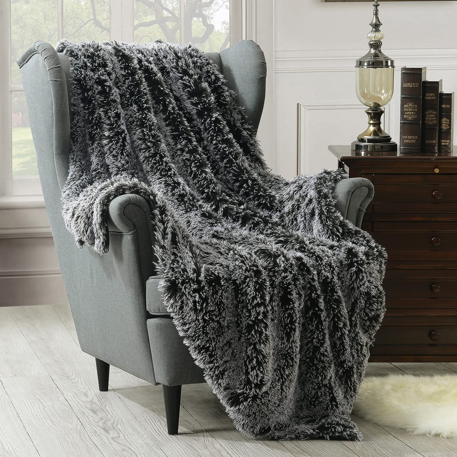 Faux Fur Throw Blanket, Luxury Shaggy Warm Fuzzy Fluffy Elegant Long Hair Washable Decoration Blanket for Sofa Couch and Bed, Grey 152x203cm