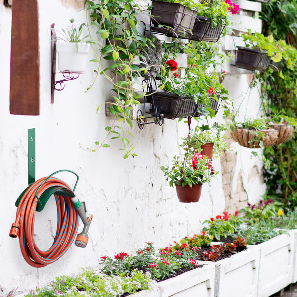 Relaxdays Wall Hose Holder, Metal, Wall Holder for 5/8 Inch (15 mm) Hoses, for 60 m Garden Hoses, Hose Hook, Green