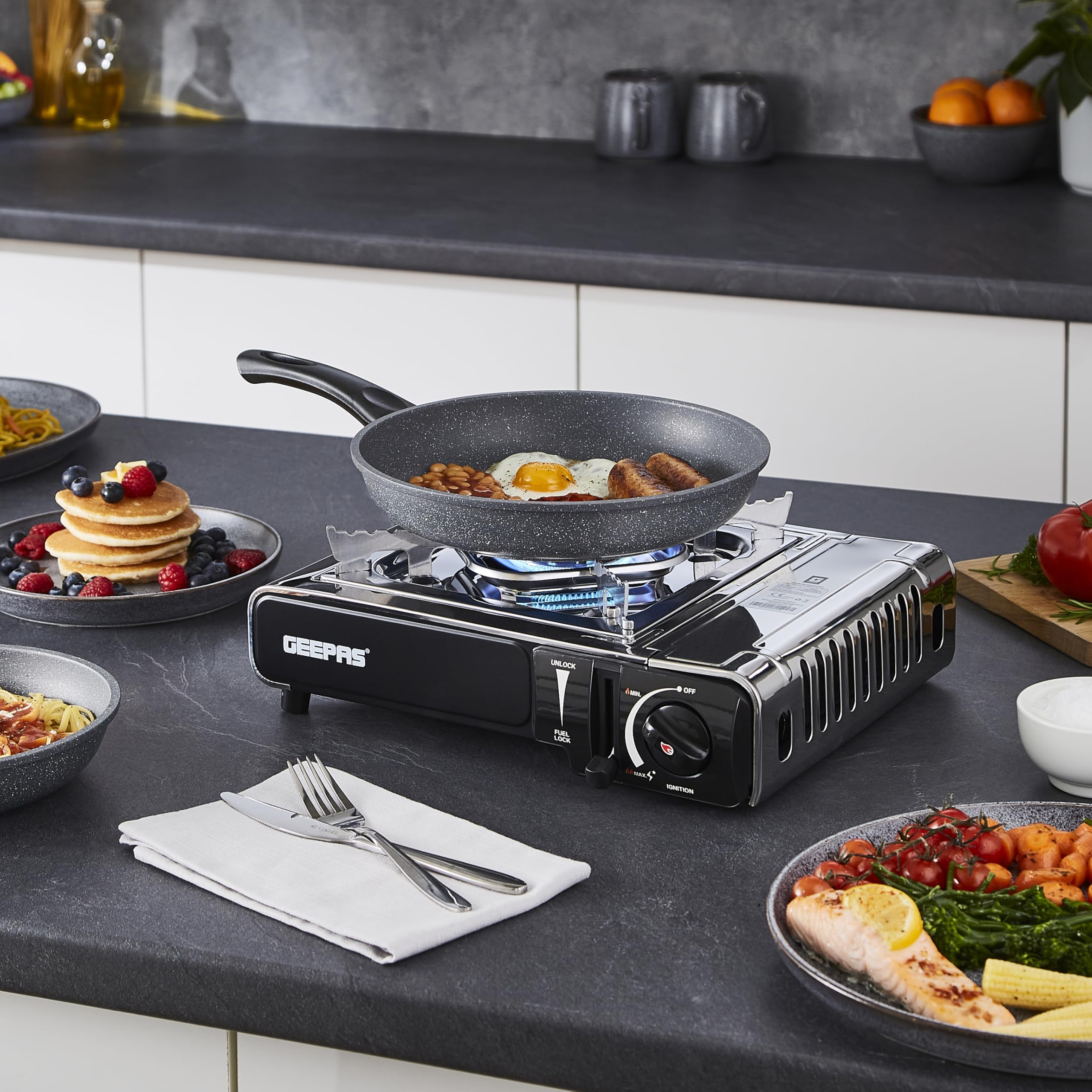 Geepas Gas Stove Single Burner – Portable Camping Stove BBQ Cooker with Carry Case, Outdoor Grill Plate – Automatic Ignition System, Enamel Pan Support, Butane Can or LPG Gas Source