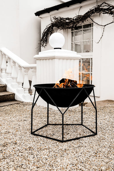 Ivyline Buckingham Firebowl with Geometric Stand in Black - UV Stable, Frost Proof & Durable - Contemporary Stylish Outdoor Firepit - H51cm x W70cm
