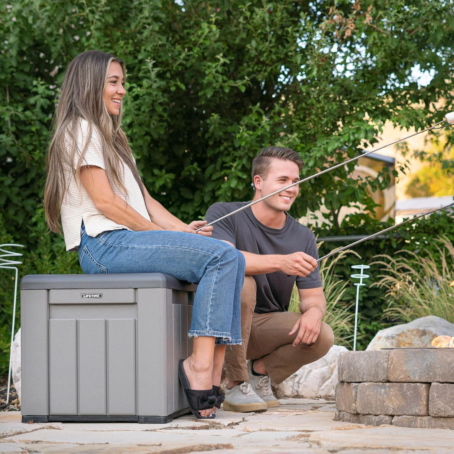 LIFETIME Outdoor Storage Box, 51 x 51 x 51 cm, 95 Litre, Square Storage Chest, UV Protection, Storage Bench, Large Toy Chest, Patio Furniture, Garden Cabinets