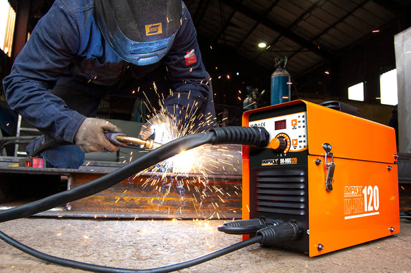 40A Plasma Cutter - Ideal for low carbon, stainless steel, and aluminium