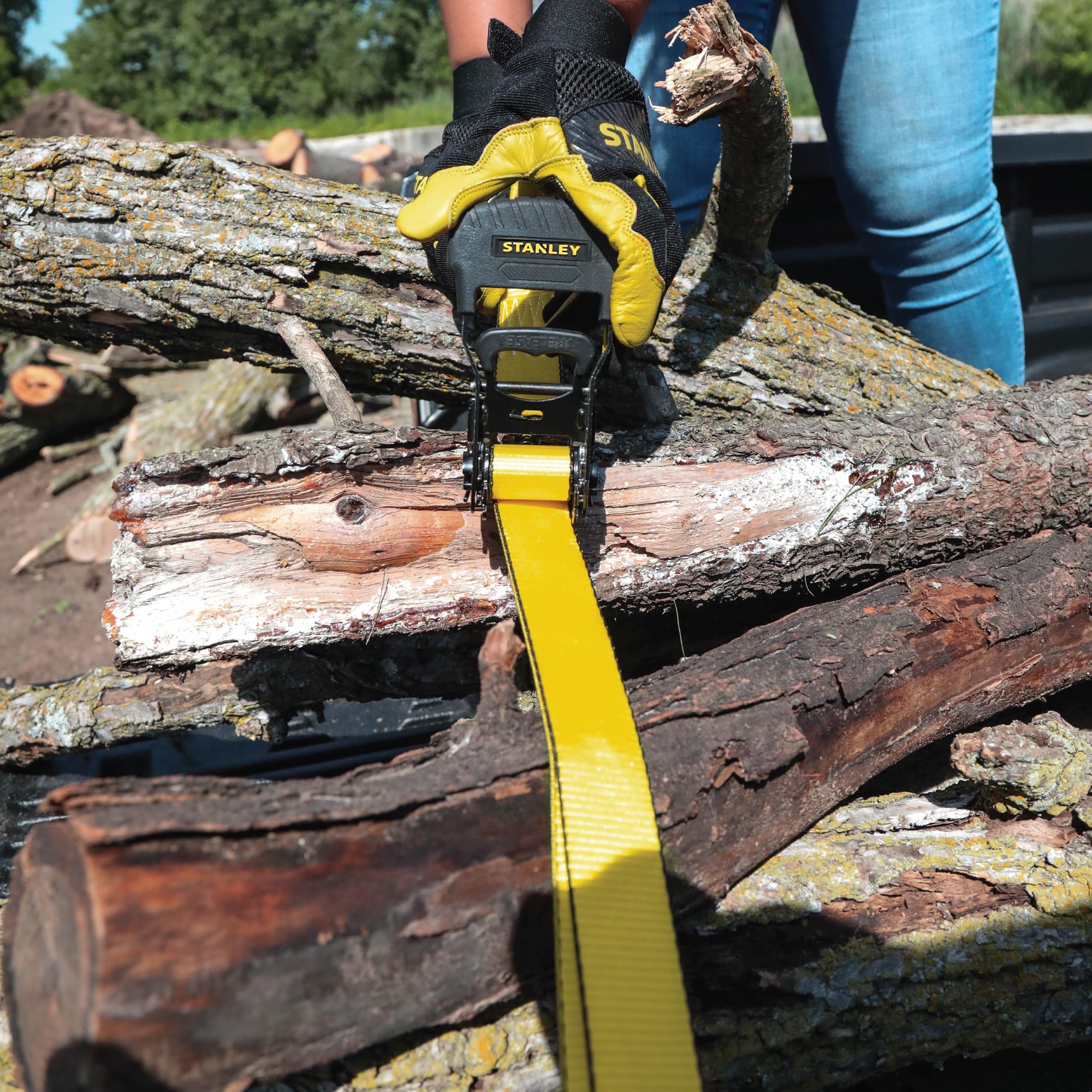 STANLEY S1007 Black/Yellow 1.5" x 16' Ratchet Tie Down Straps - 1,100 lb Safe Working Load / 3,300 lb Break Strength, 2 Pack