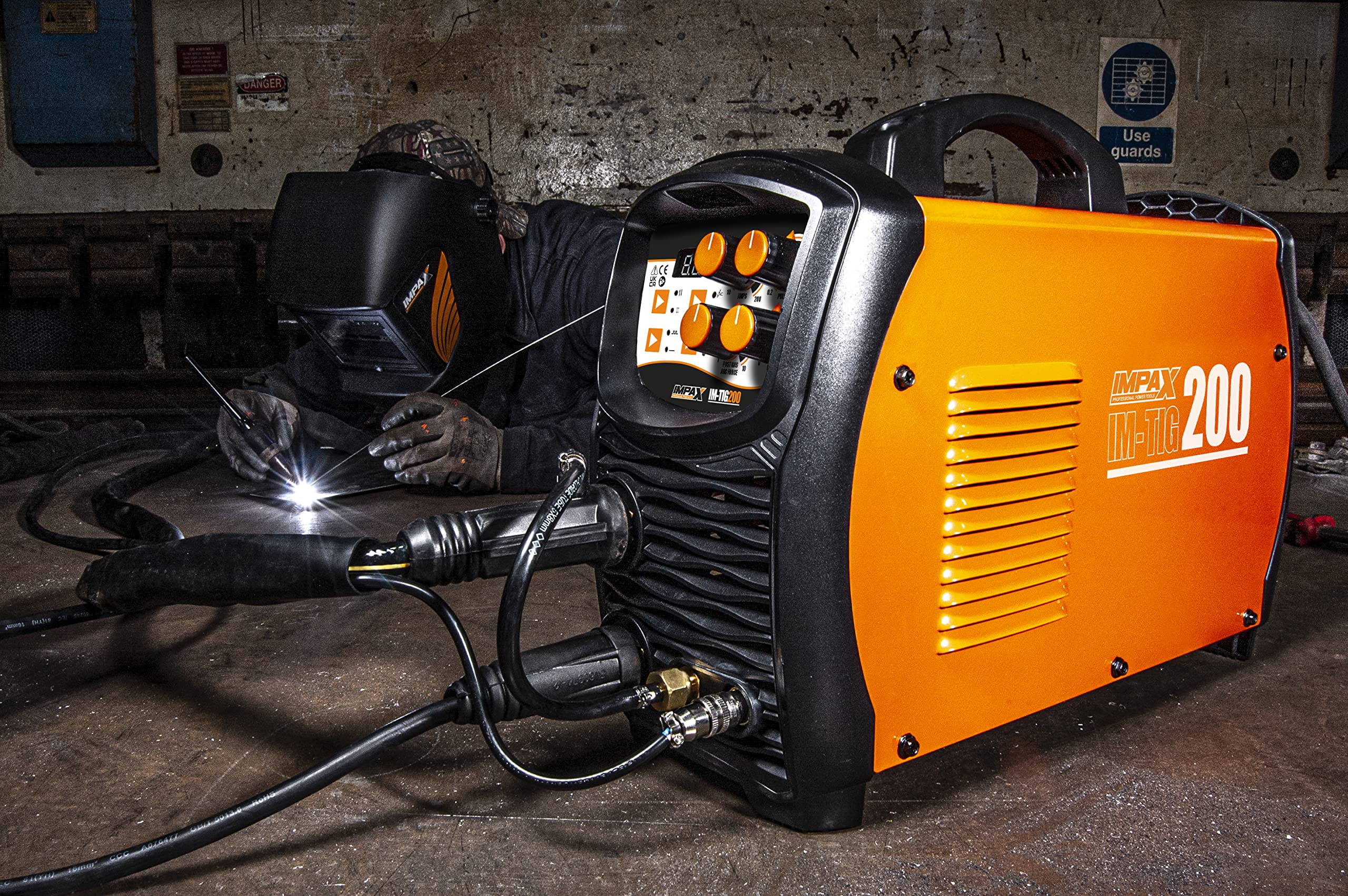 40A Plasma Cutter - Ideal for low carbon, stainless steel, and aluminium