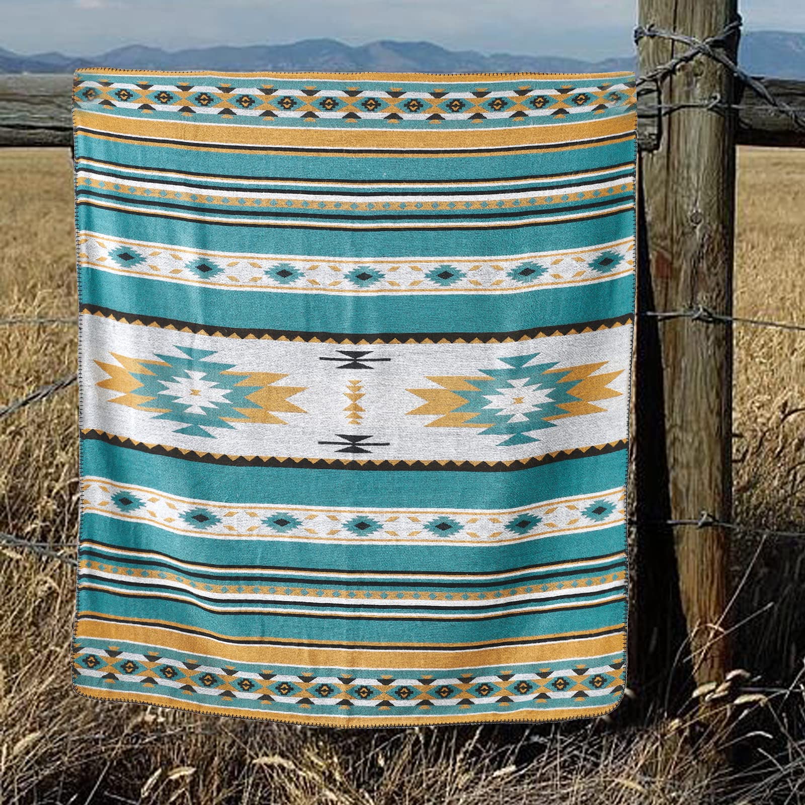 HORIMOTE HOME Aztec Patterned Soft Sherpa Throw Blanket Southwestern Navajo Tribal Style Warm Throw for Camping, Outdoor, Lightweight Boho Blanket for