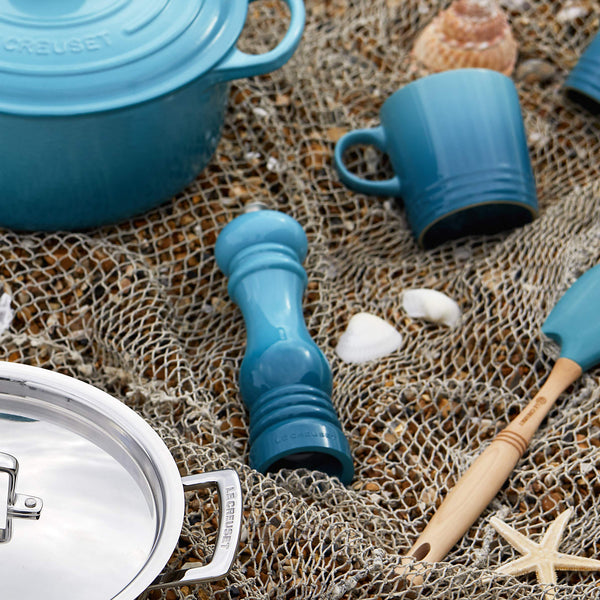 Le Creuset Classic Adjustable Pepper Mill Grinder, Chip-resistant ABS Plastic, Anti-Corrosion, 40g, 21 cm, Bamboo, 44001214080000