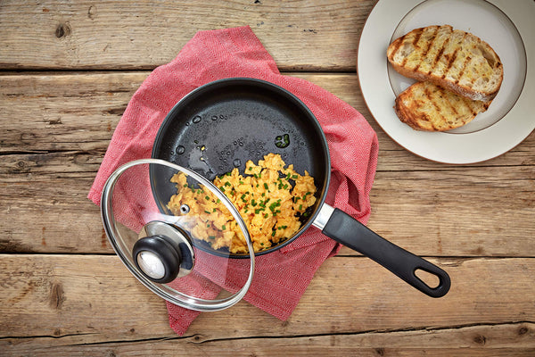 Judge Vista Stainless Steel Non-Stick Large Saucepan 18cm 1.8L, Shatterproof Vented Glass Lid, Induction Ready, Oven Safe, 25 Year Guarantee