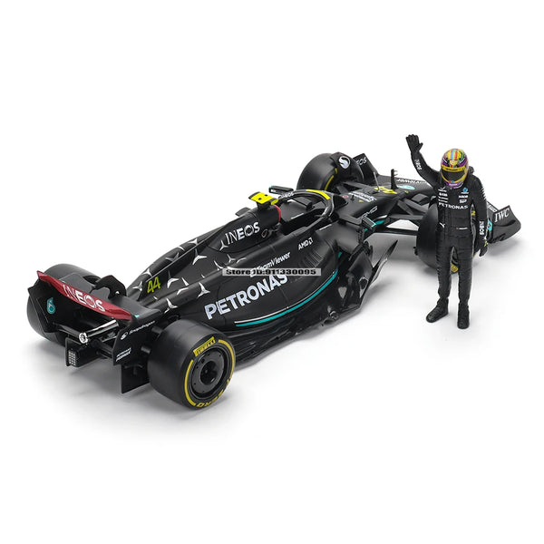 Bburago 1:24 2023 F1 Mercedes-AMG W14+Winning Doll 44# Hamilton 63# Russell Paint Formula One Alloy Super Toy Car Mode