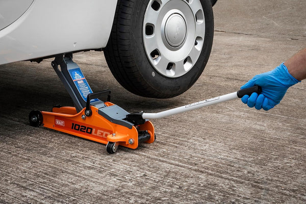 Sealey 2 Tonne Trolley Jack, Car Jack, Low Profile Short Chassis - Orange - 1020LEO