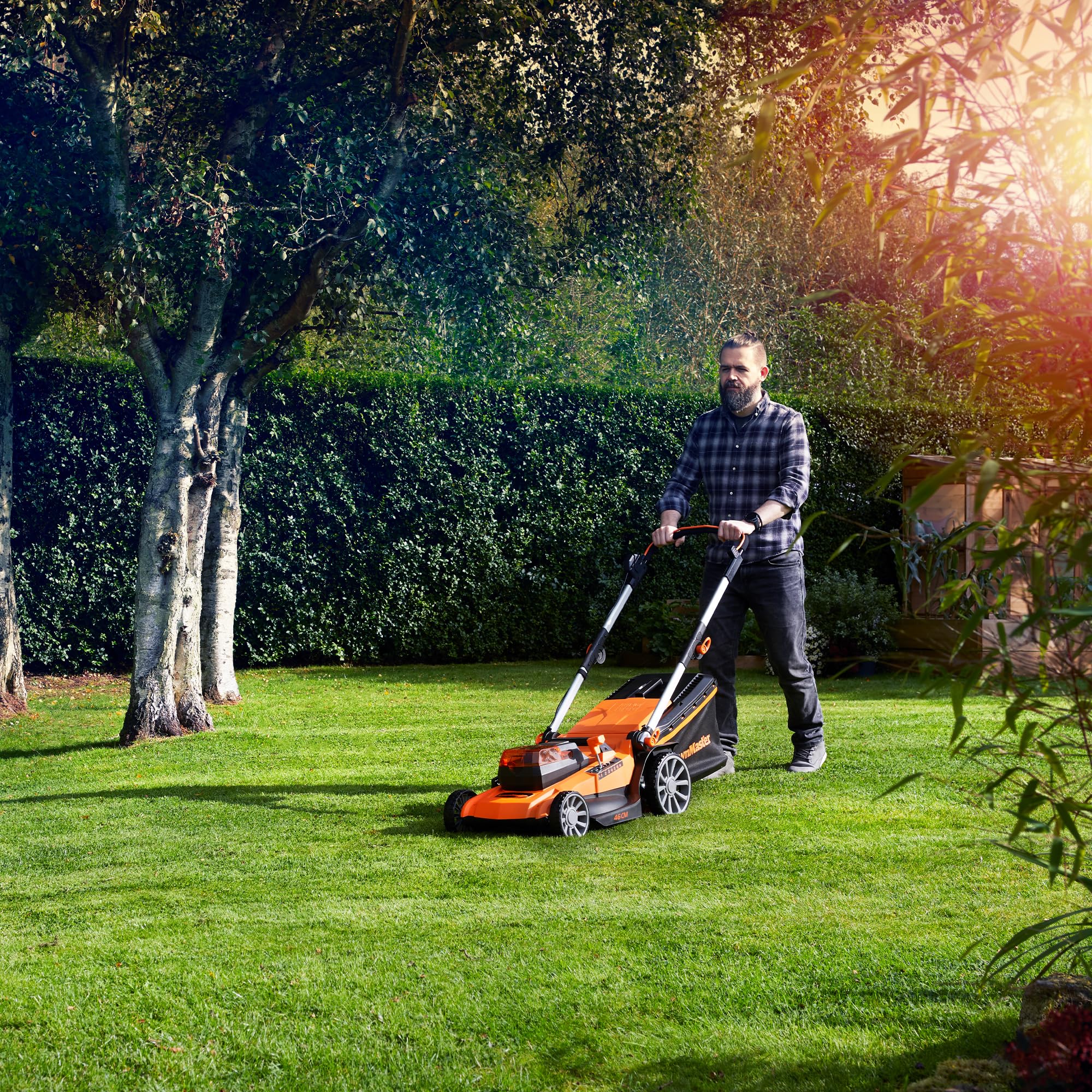 LawnMaster 48V 46cm Cordless Lawnmower with a Set of 2 MX 24V 4.0Ah Batteries, 2x Fast Chargers, Rear Roller, Grass Side Eject and Mulching Function. Battery Lawnmower for Larger Lawns.