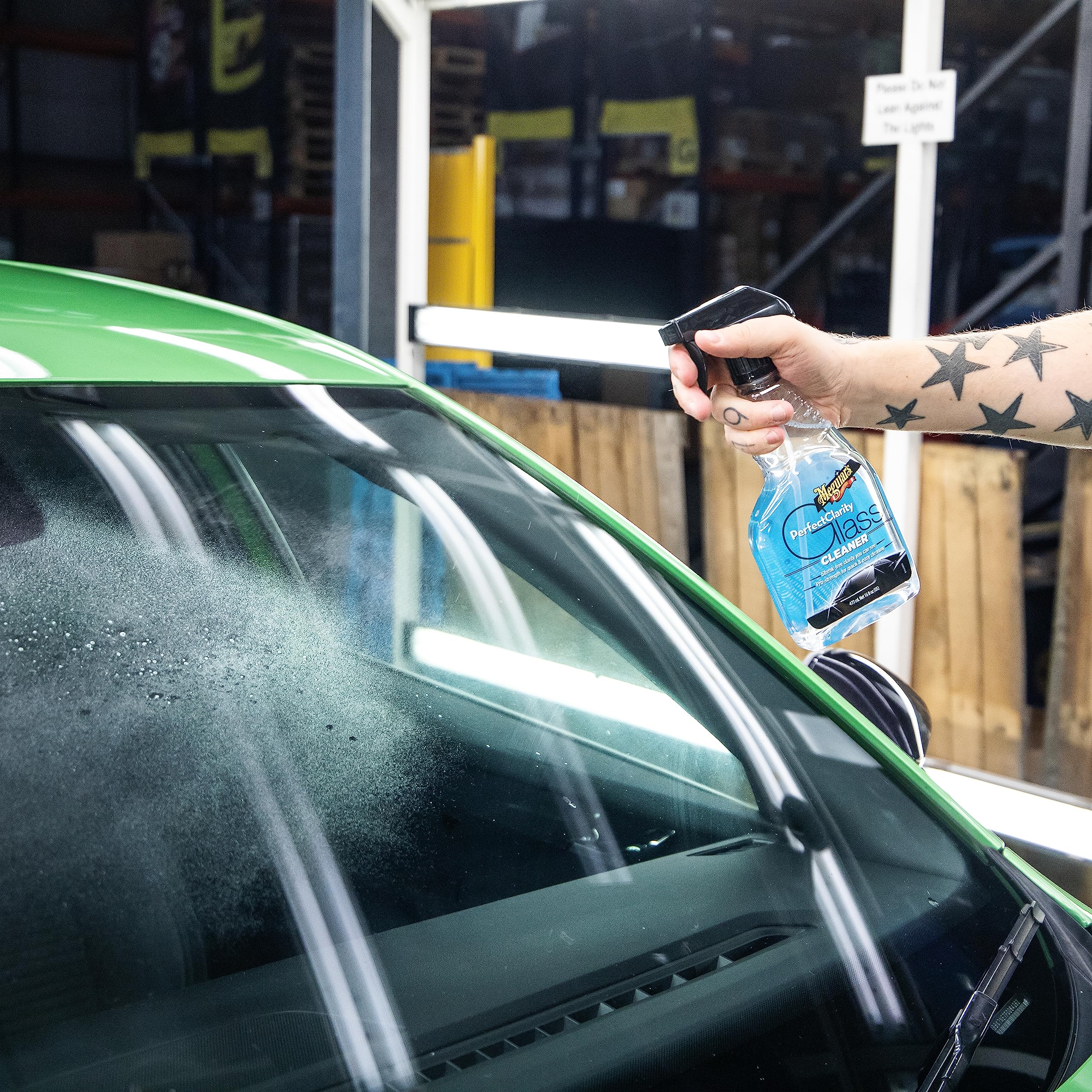 Meguiar's DELKITV2 Deluxe Car Care Kit V2 including Hybrid Ceramic Spray Wax