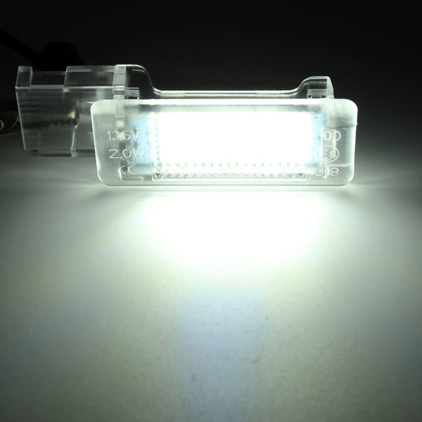 2 PCS DC12V / 1.5W / 6000K / 100LM Car Foot Nest Lights Footwell Lamp Seat Lamp 18LEDs SMD-3528 Lamps for Volkswagen