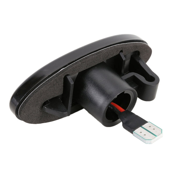 2 PCS DC12V / 3W Car LED Dynamic Blinker Side Lights Flowing Water Turn Signal Light for Nissan, Amber Light