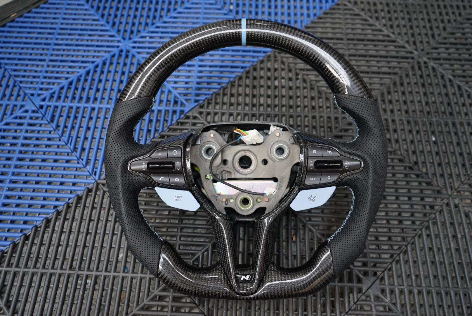 SEND IN YOUR OWN - Custom Carbon Fibre Steering Wheel (ANY MAKE / MODEL)