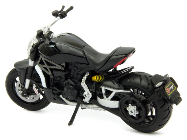 Ducati XDIAVEL S black - 1:18 Scale Motorbike Model