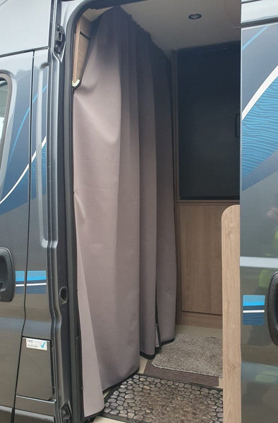 For MAN TGE / New Crafter Campervan & Motorhome Maxi-Cab Divider Curtain with Rail – Premium Privacy