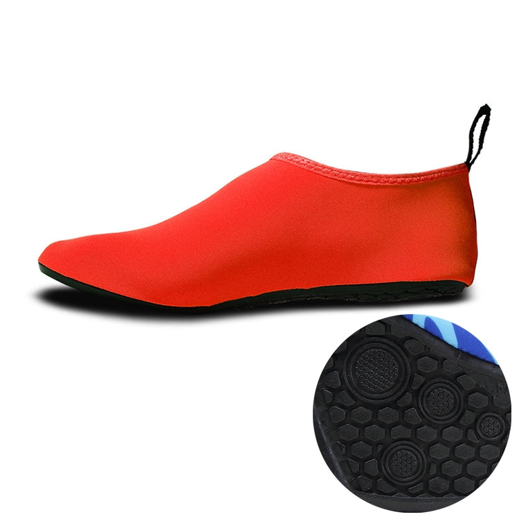Non-slip Wear-resisting Thick Rubber Sole Diving Shoes and  Socks, One Pair