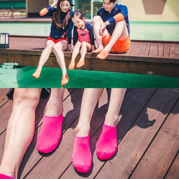 Non-slip Plastic Grain Texture Thick Cloth Sole Solid Color Diving Shoes and Socks, One Pair