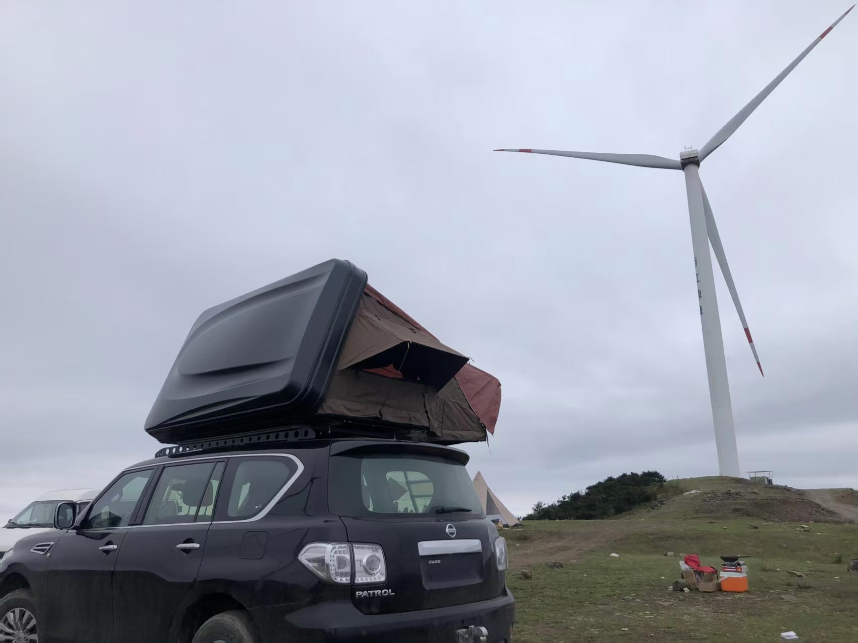 WEIER WERT-009 Aluminium Alloy Durable ABS Hard Shell Side Opening Rooftop Tent 4 Season 2 Bedrooms - For Car / RV / Pickup / Van / Camper / 4x4 + Ladder + 7cm Mattress + Light + Shoe Bag