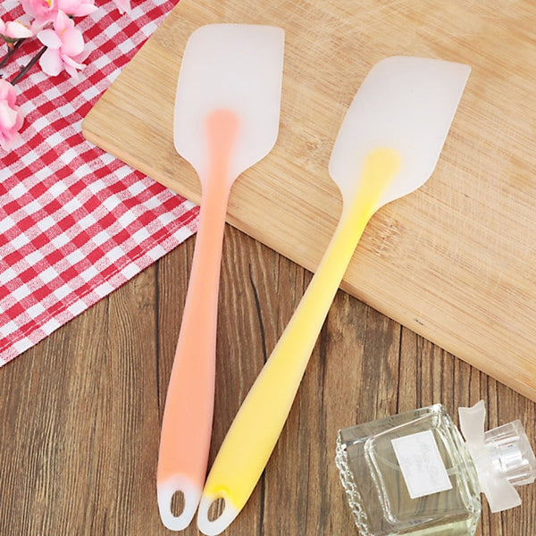 5 PCS Baking Tool Translucent Integrated High Temperature Resistance Cream Silicone Scraper Cake Spatula, Random Color Delivery