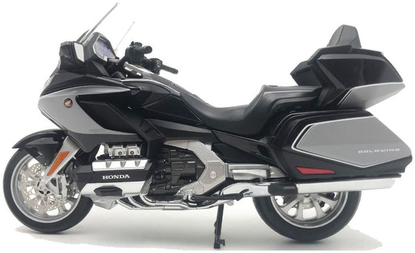 Honda Goldwing Tour 2020 Heavy Grey Metallic 1:12 Scale LCD Diecast Model