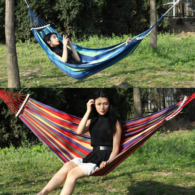 Outdoor Rollover-resistant Double Person Canvas Hammock Portable Beach Swing Bed with Wooden Sticks, Size: 190 x 150cm, Size: 190 x 150cm(Blue), Size:190 x 150cm(Red)