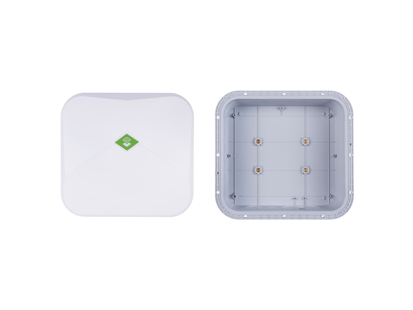 SenseCAP IP66 Outdoor Enclosure for IoT Projects / Helium Miner