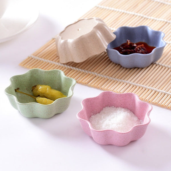 5 PCS Creative Plum Shape Dishes Wheat Straw Seasoning Dish Snack Plate Chili Sauce Ketchup Dressing Salt Dish,Size:7x7x2.5cm