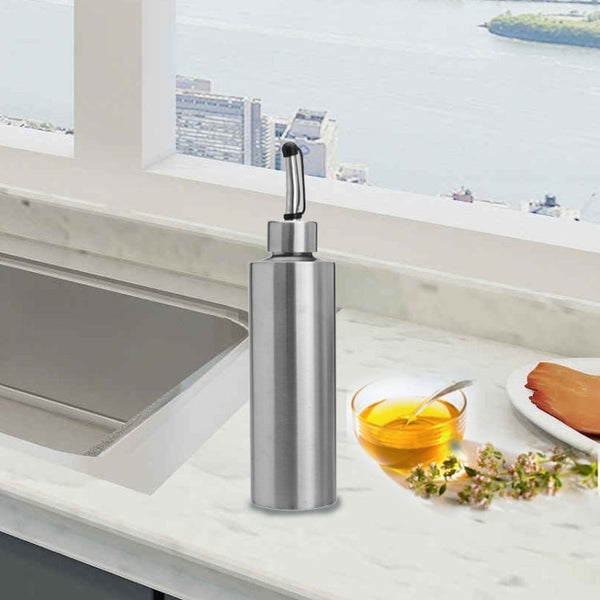 Cylindrical Seasoning Bottle Stainless Steel Oil Pot