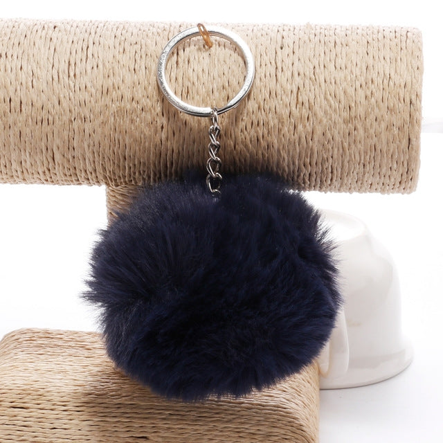 Simple Key Chain Fur Ball Pompon Keychain Pompom Artificial Rabbit Fur Animal Keychains for Woman Car Bag Key Rings