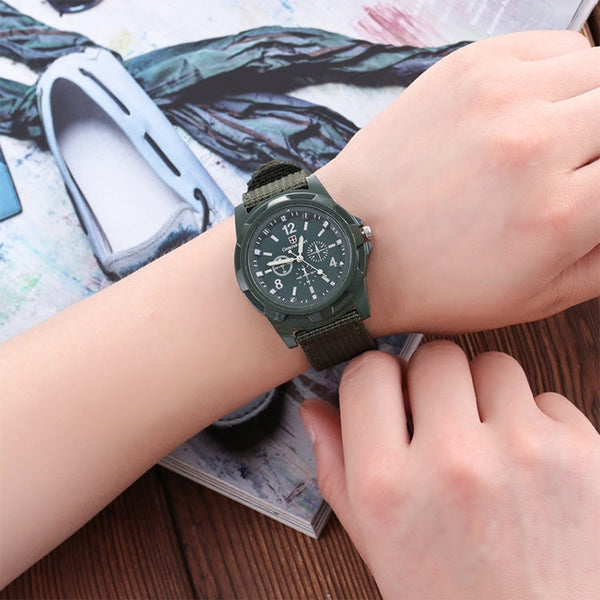 055 Men Canvas Strap Luminous Watch, Black belt black face, Blue dial, Green
