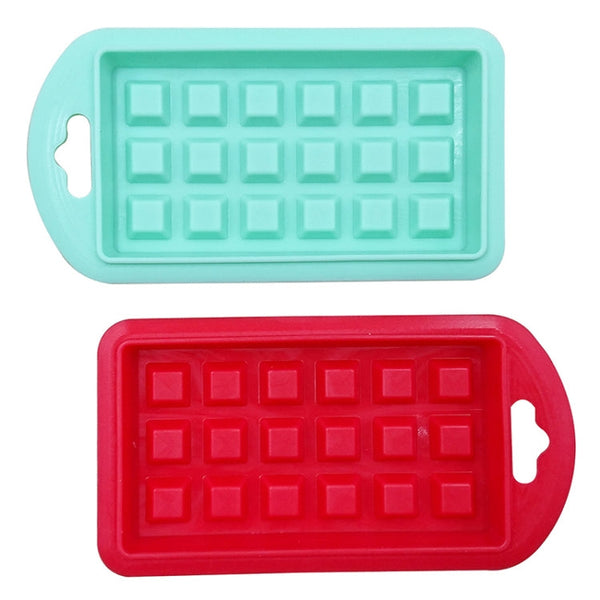 5 in 1 Food Grade Silicone Waffle Mold Kitchen Cake Set Baking Supplies, Red, Green, Beige, Pink