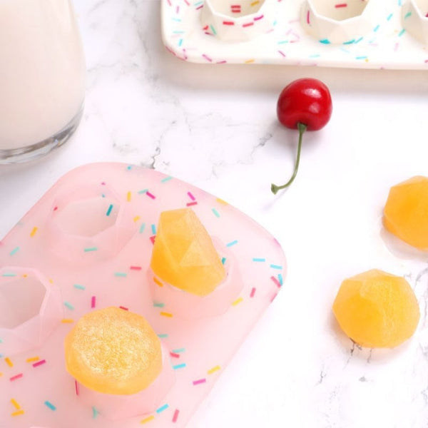 2 PCS Creative Silicone Ice Tray Mold 8 Continuous Mould Home-Made DIY Ice Tray Box, Style:, Fruit  (Blue), Fruit  (Vermillion), Round  (Red), Round  (Blue), Brick  (Blue), Brick (Gray), Five-star  (Blue), Ice Cream (Blue), Lemon  (Green)              ...