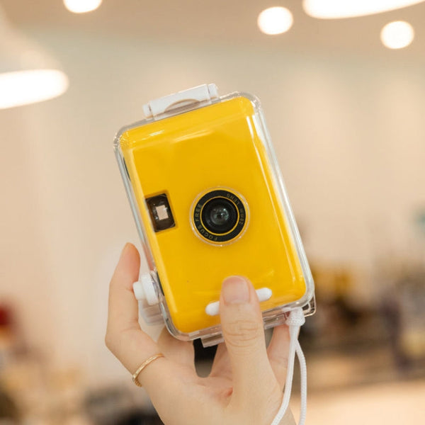Cute Retro Film Waterproof Shockproof Camera With Disposable Film