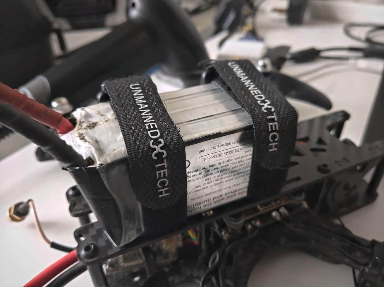 Sticky Crappy Battery Strap