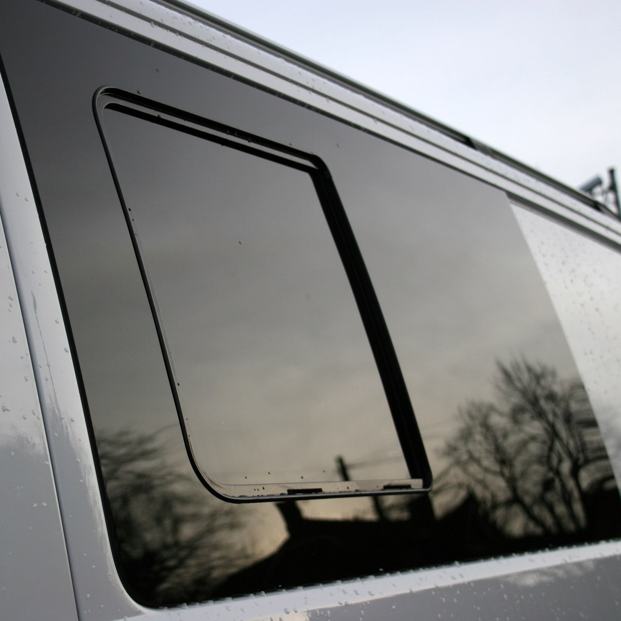 For VW T5, T5.1 Transporter Glass Side Sliding Window Tinted/Limo Glass