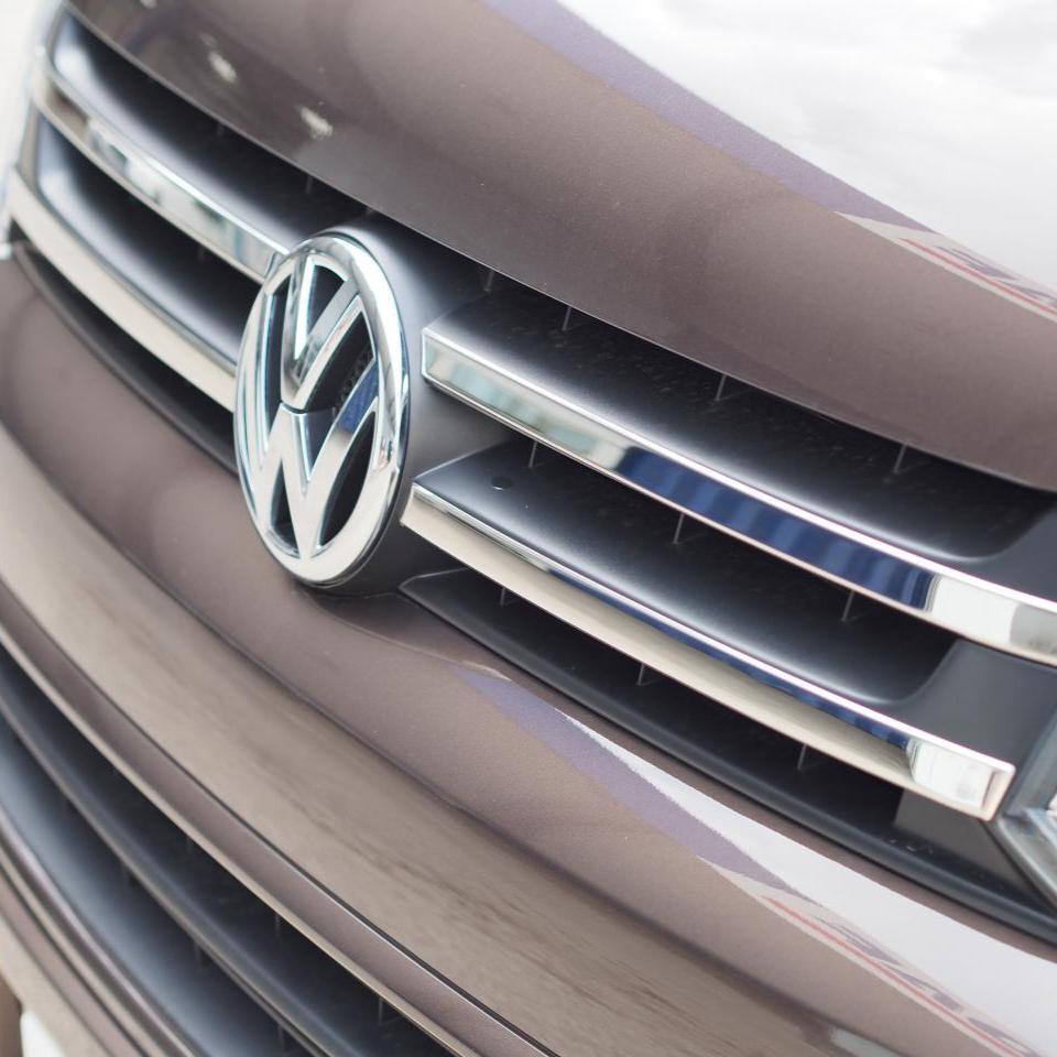 For VW T5.1 Transporter Twin-Line Front Grille Trim (4 Pcs)