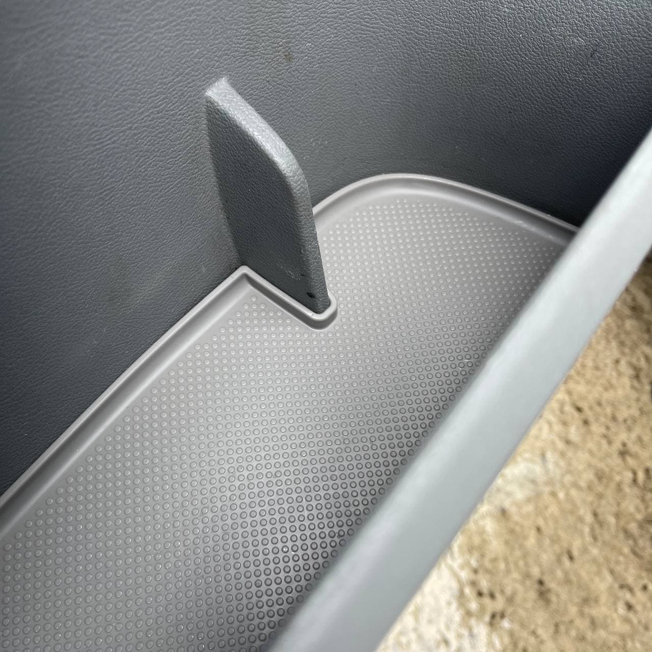 For VW T5, T5.1 Door Pocket Inserts, Rubber, Door Liner (Light Grey) Double Passenger + Driver Interior Styling