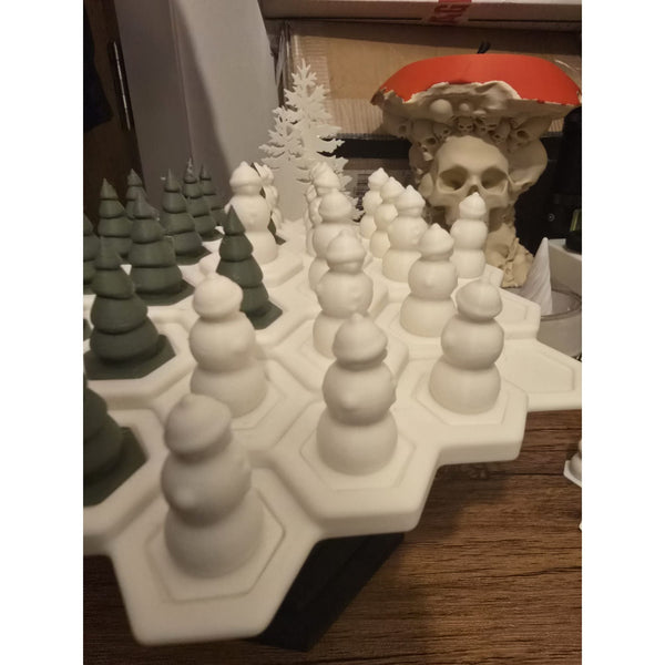 Stack the Snowmen! Holiday Balance Game with Festive Trees