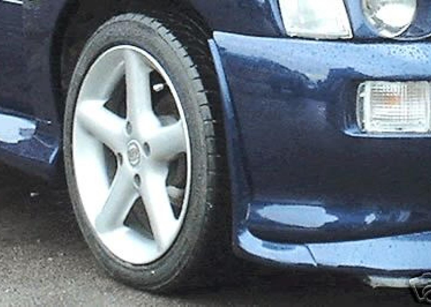 DS Pair Ford Escort Cosworth MK5 5B 6 7 Front Bumper Hockey Sticks