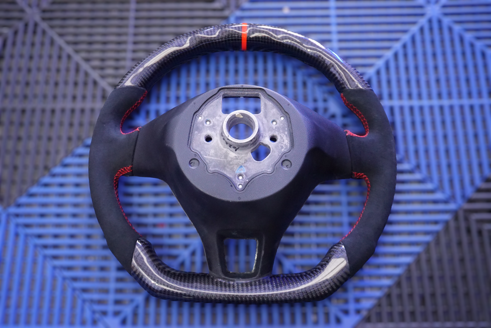 Volkswagen Multi Model Carbon Fibre Steering Wheel (Custom)