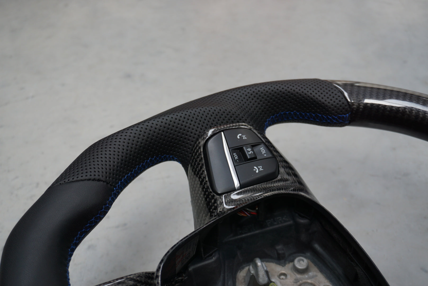 Ford Transit Carbon Fibre Custom Steering Wheel (2018 - Present)