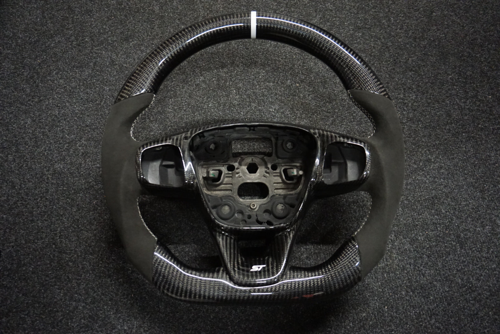 Ford Fiesta MK8 / MK8.5 Carbon Fibre Custom Steering Wheel (MK8 2018 - Present)