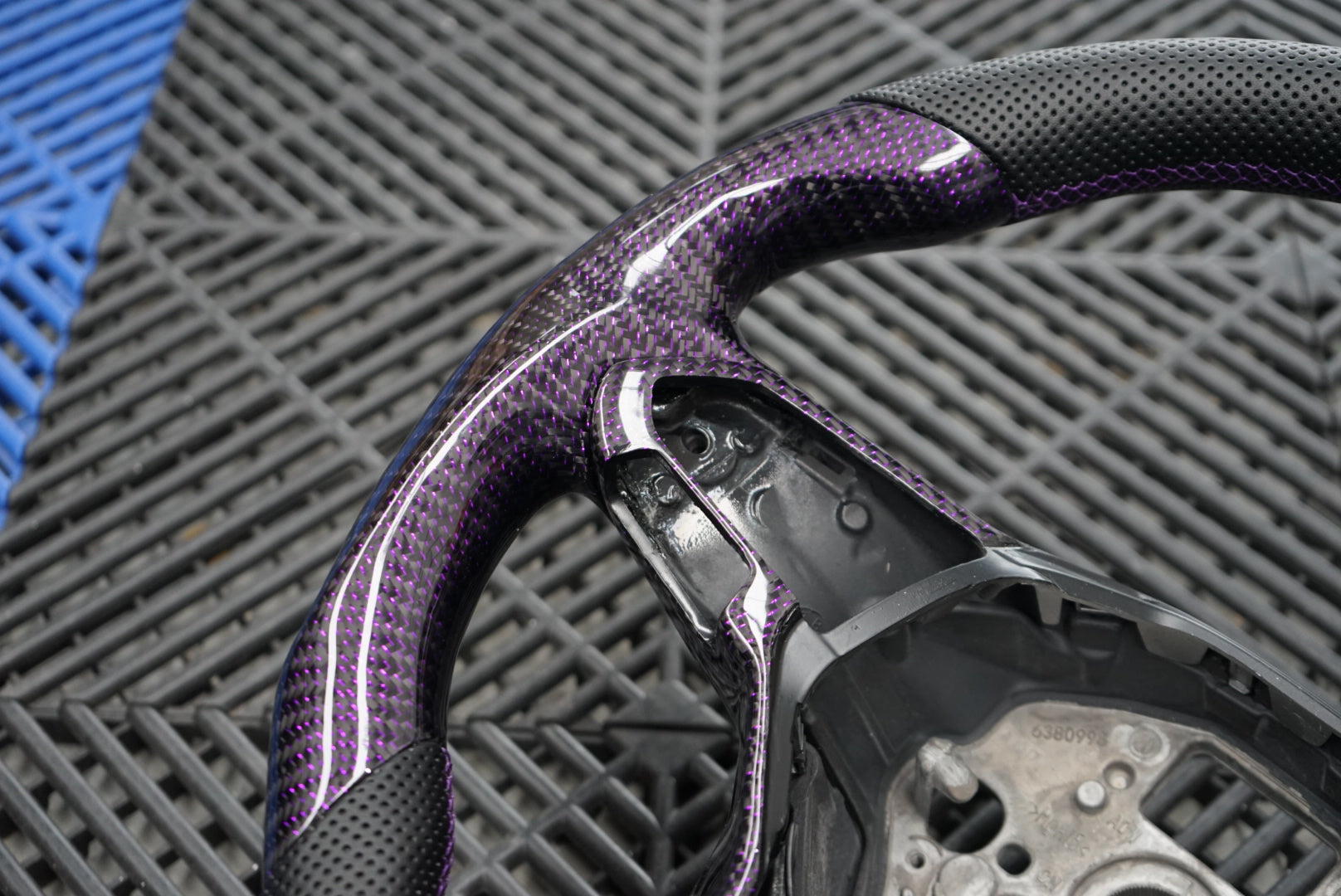 Volkswagen Transporter T6.1 Carbon Fibre Steering Wheel (2020+ Models)