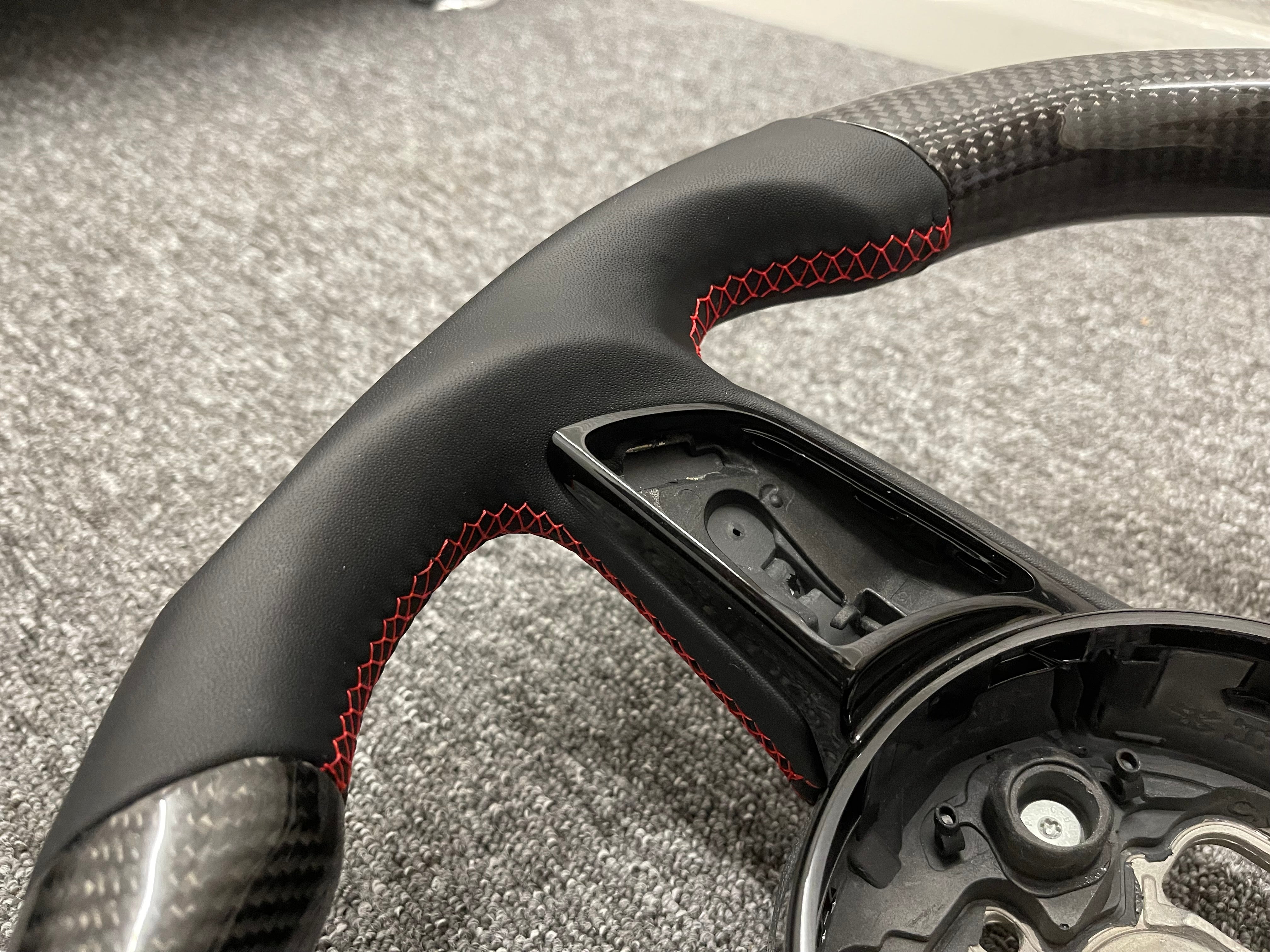 Audi A4 / S4 / RS4 B9 Carbon Fibre Custom Steering Wheel (2017+)