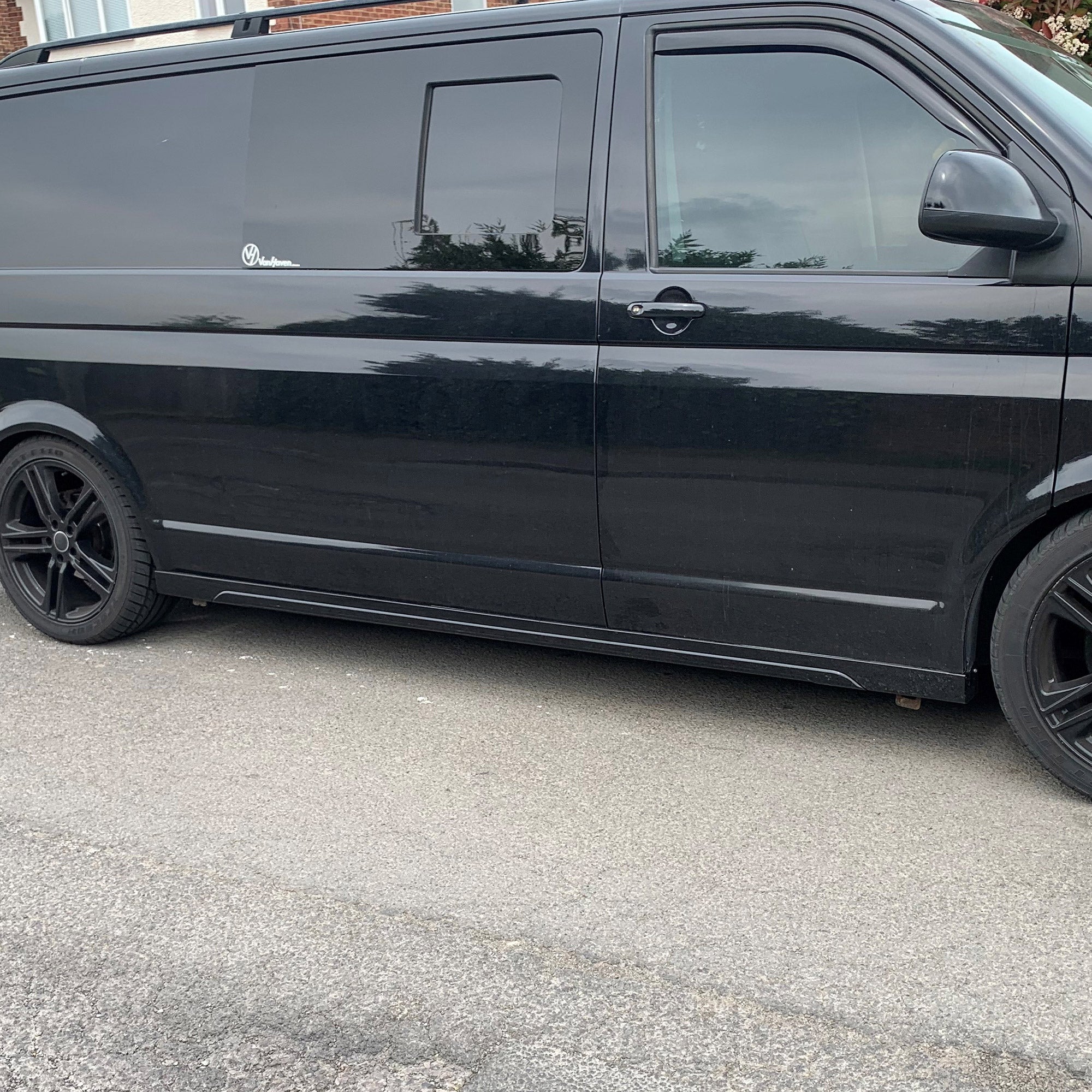 For VW T6.1 Transporter LWB Side Skirts Deep Black Plastic Painted and Ready to Fit