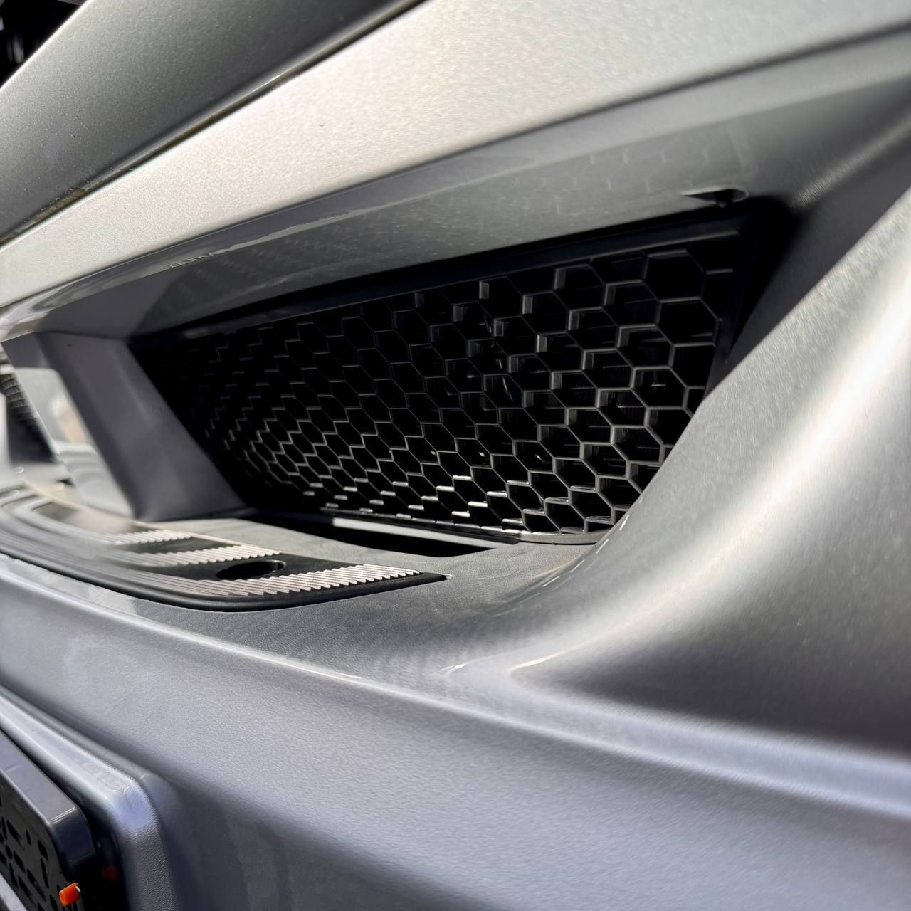 For Mercedes Sprinter Dodge 907 Front Bumper Honeycomb Mesh Grilles – Set of 2 - Van-X