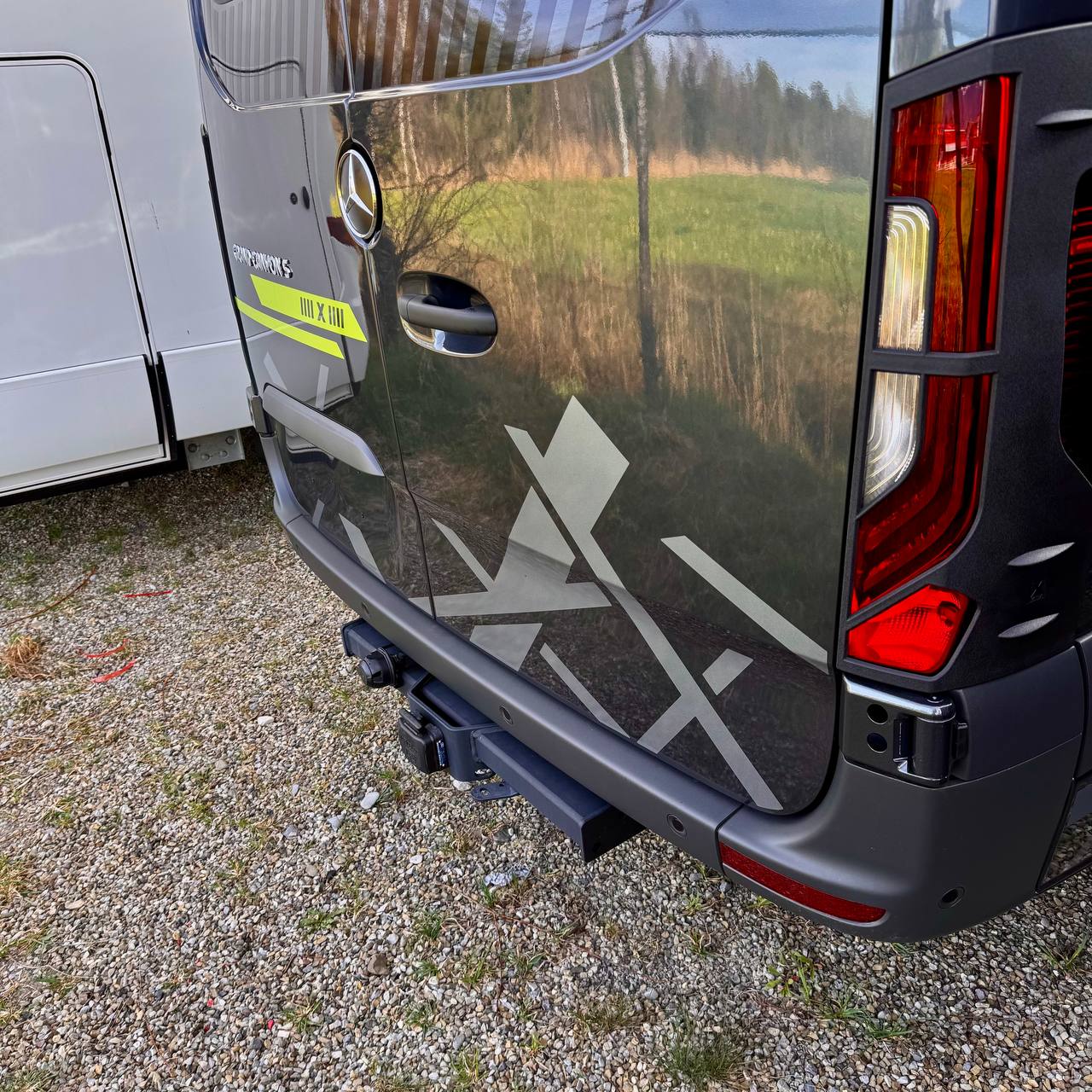 For Mercedes-Benz Sprinter Dodge 907 Rear Bumper Protector | Heavy-Duty Van Bumper Guard – Van-X